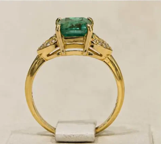 Emerald Solitaire Ring — side